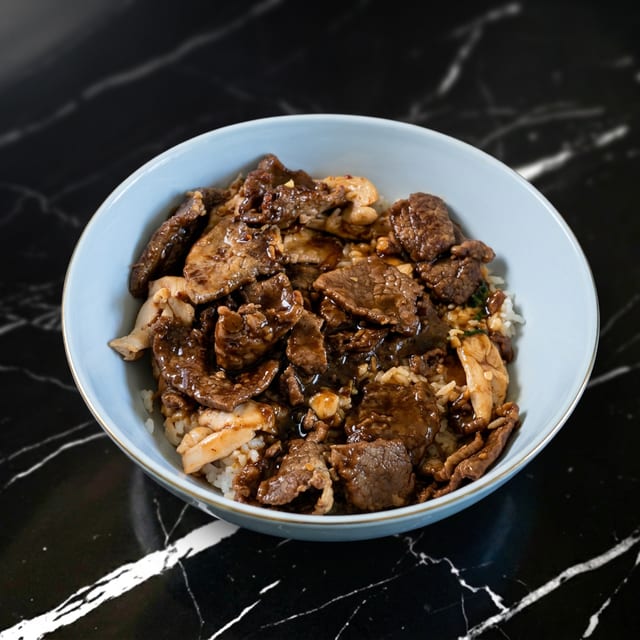 Garlic Entree (Tod Kra Tiam) ผัดกระเทียม.